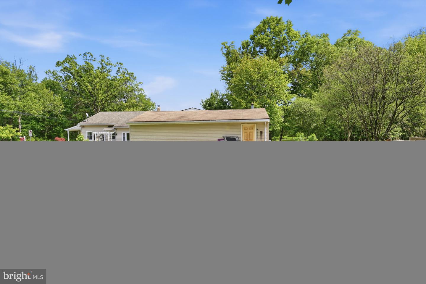1696 Chestnut Ridge Rd Property Photo 32