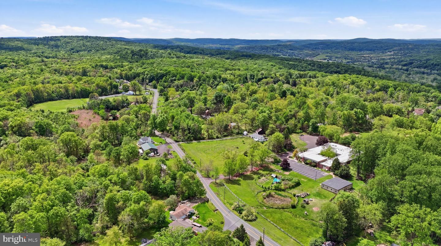 1696 Chestnut Ridge Rd Property Photo 34