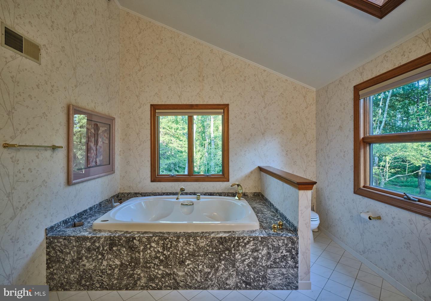 4029 Devonshire Dr Property Photo 31