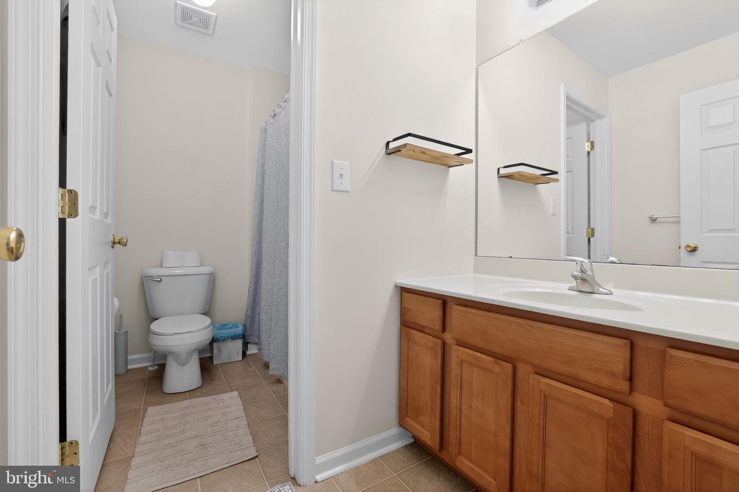 137 Sugarbush Dr Property Photo 25
