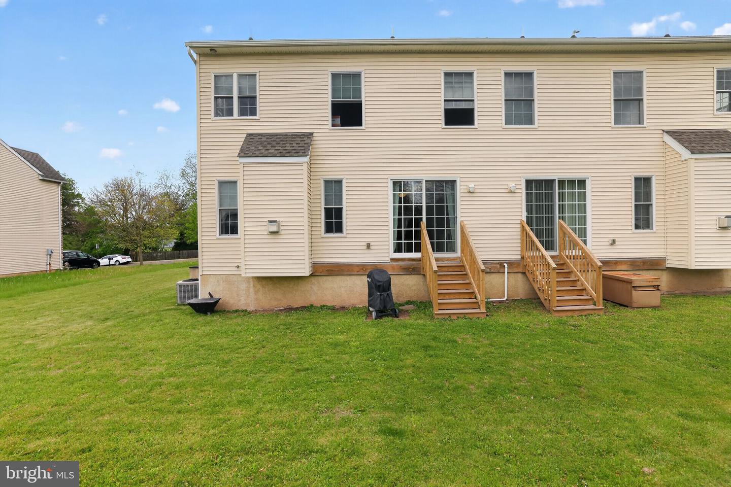 137 Sugarbush Dr Property Photo 31