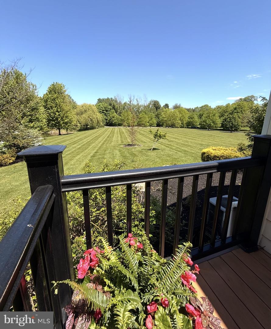 104 Meadowview Dr Property Photo 22