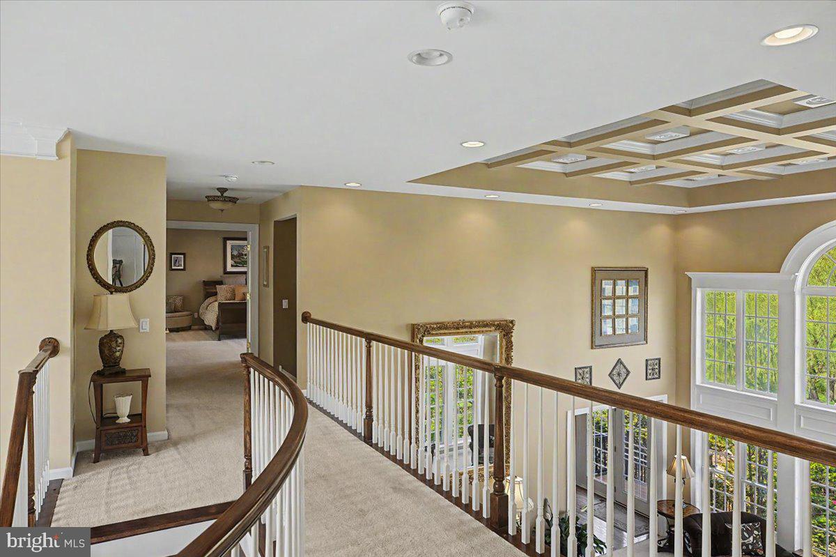 104 Meadowview Dr Property Photo 39