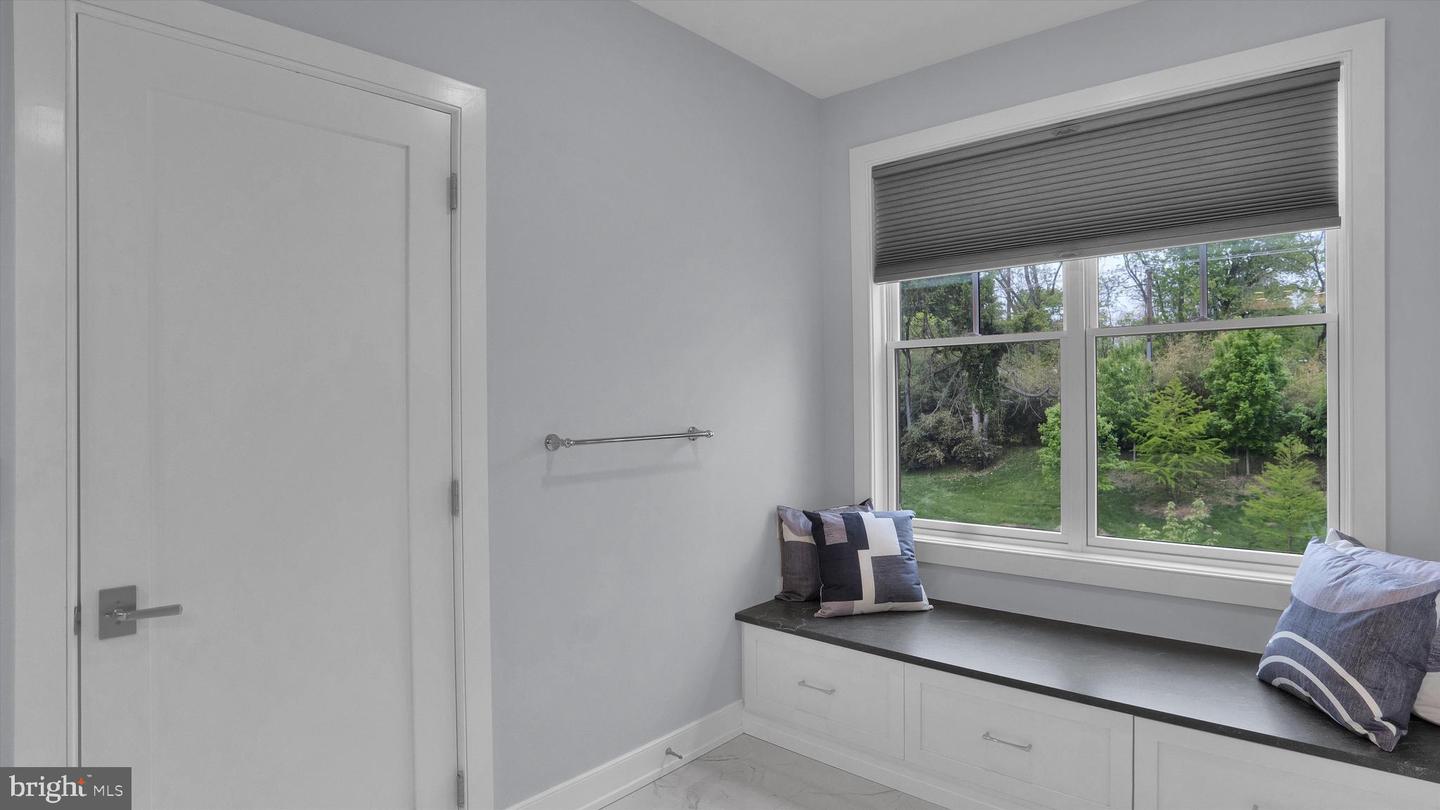 171 N Main St #unit 2 Property Photo 26