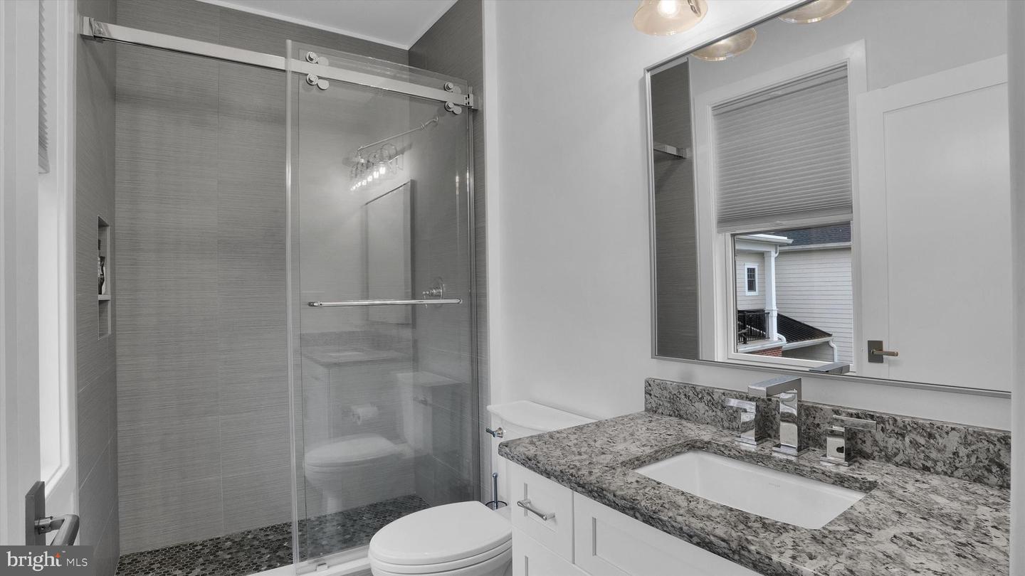 171 N Main St #unit 2 Property Photo 31