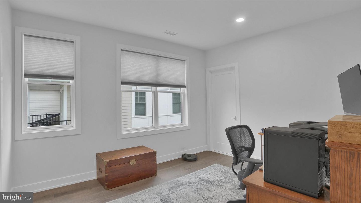 171 N Main St #unit 2 Property Photo 35