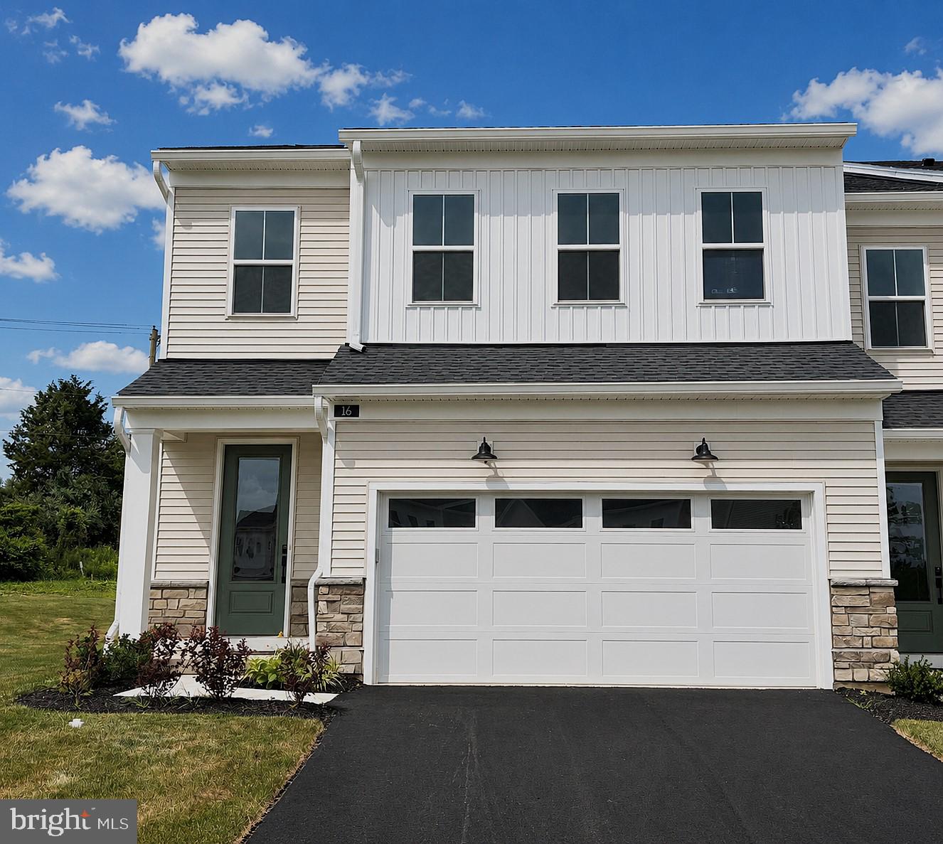 PABU2120820 Property Photo 25