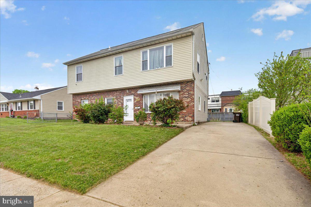2928 Windsor Drive Property Photo 1