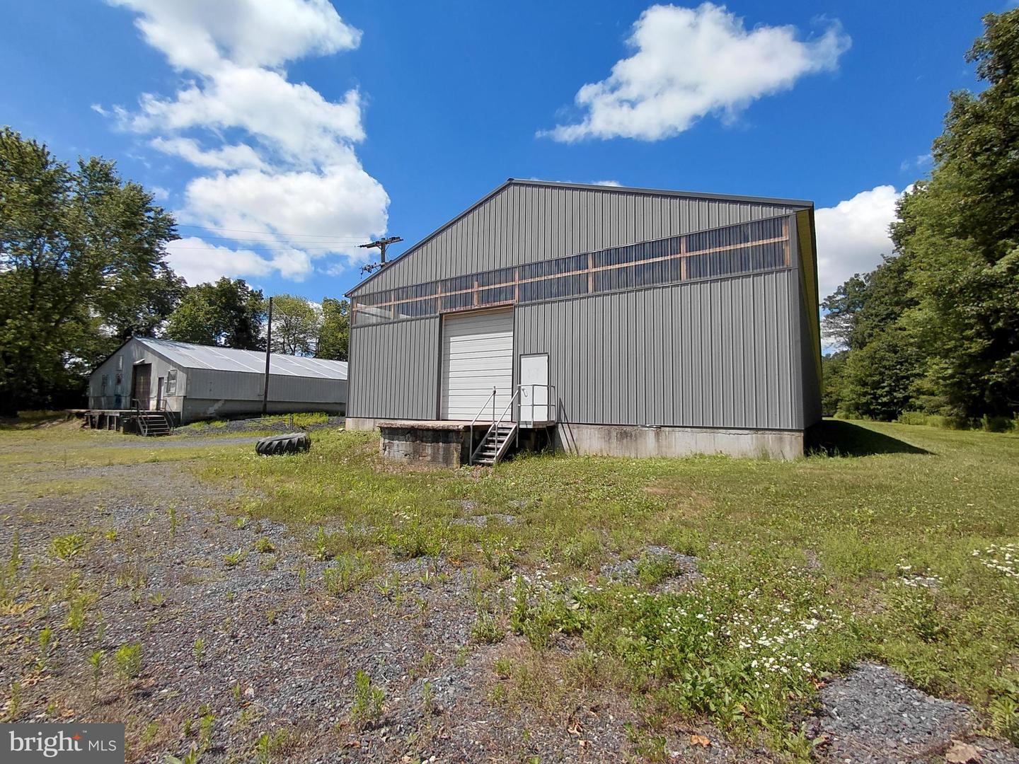 2715 Dahl Rd Property Photo 3