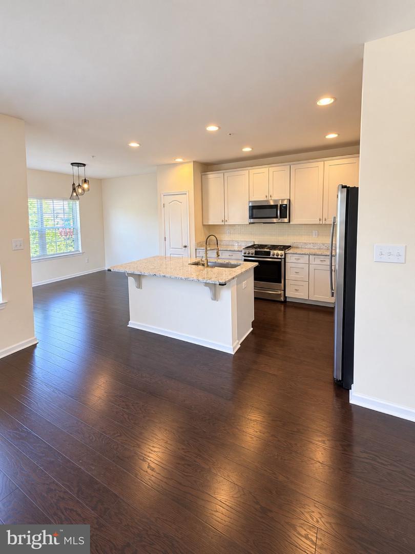 2313 Macis Cir Property Photo 8