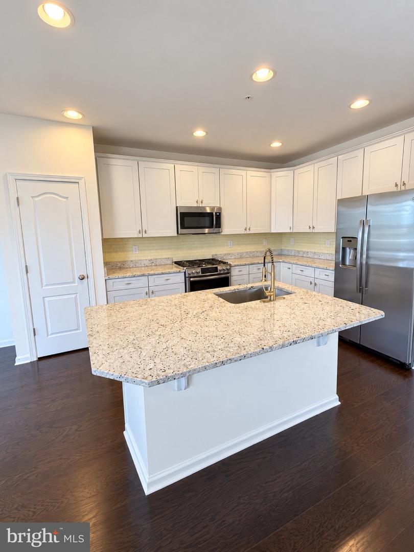 2313 Macis Cir Property Photo 10