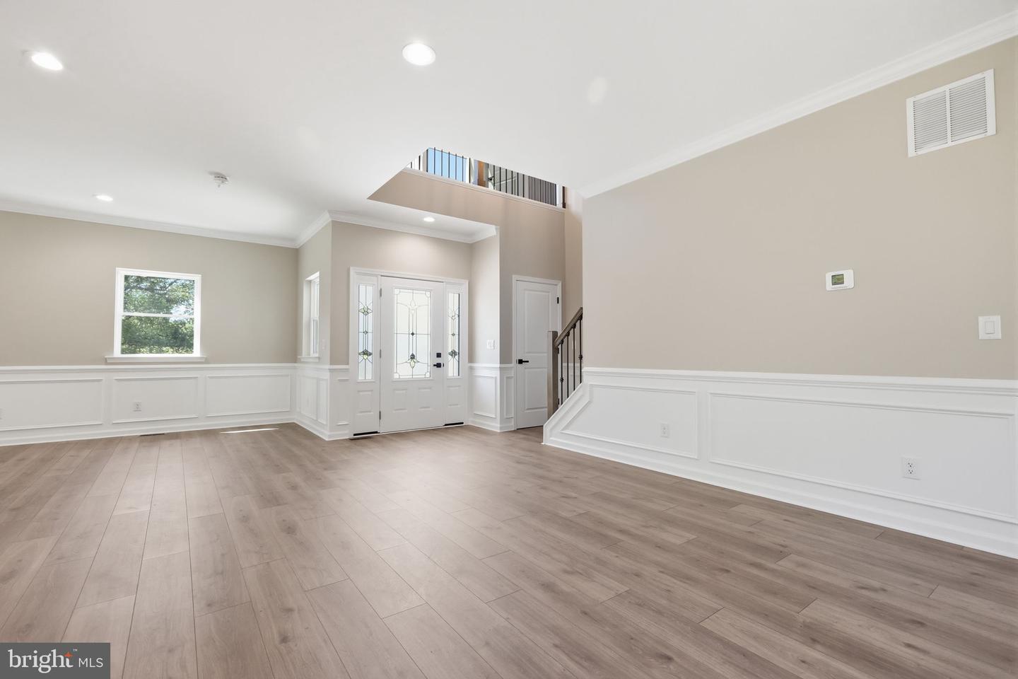 891 Reading Ave Property Photo 16
