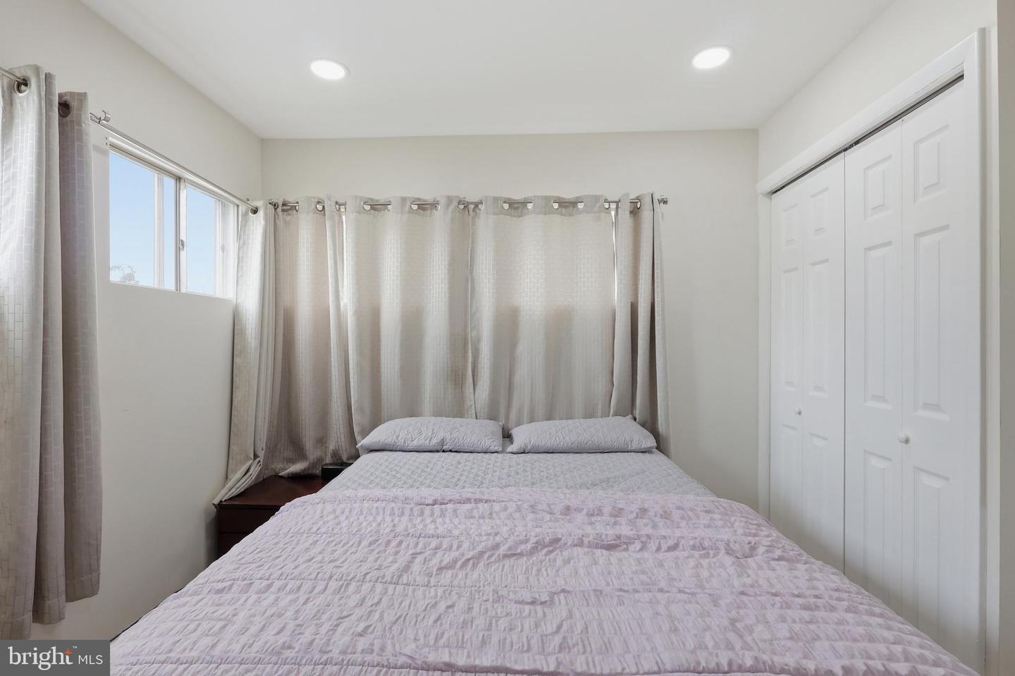 342 Chelsea Rd Property Photo 27