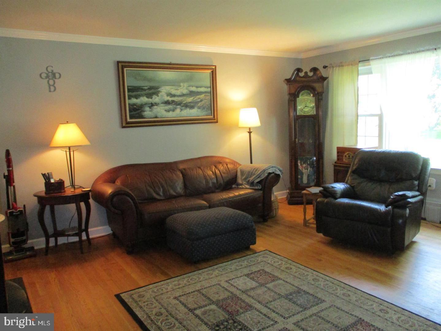 52 Paisley Rd Property Photo 6