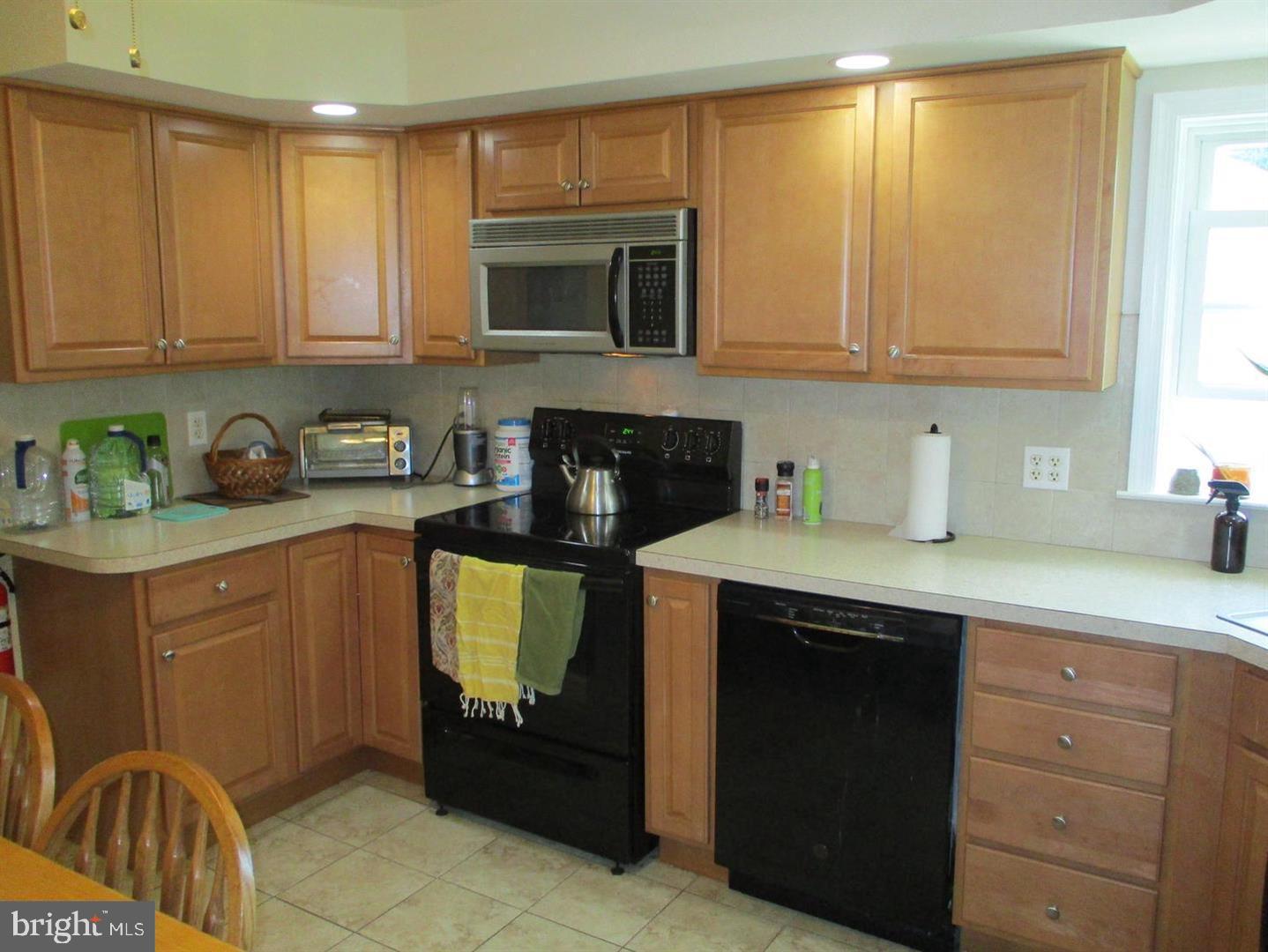 52 Paisley Rd Property Photo 9
