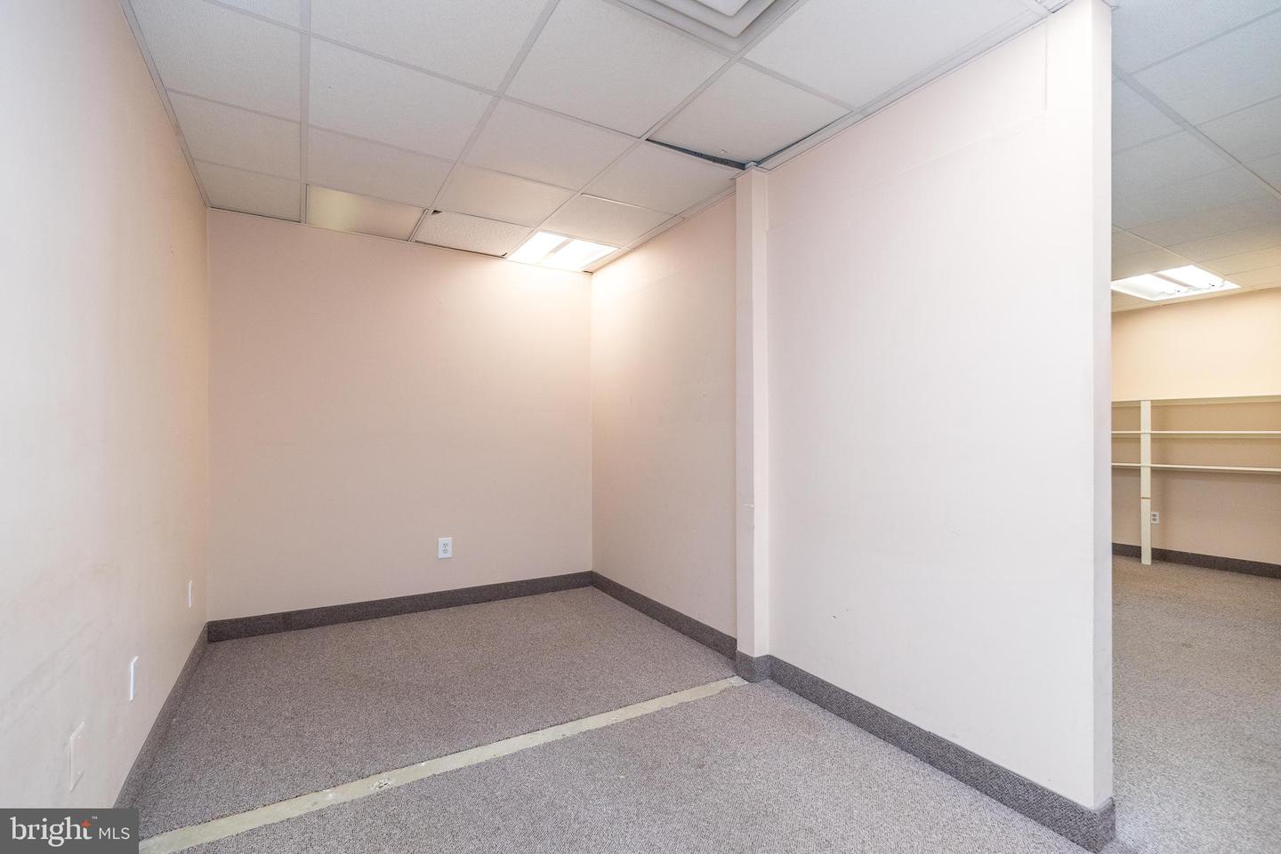 910 Property Photo 3