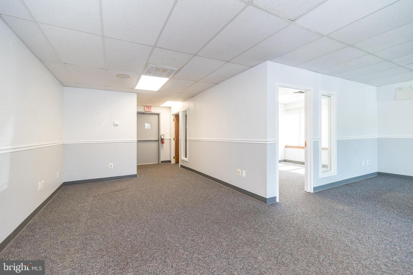 910 Property Photo 62