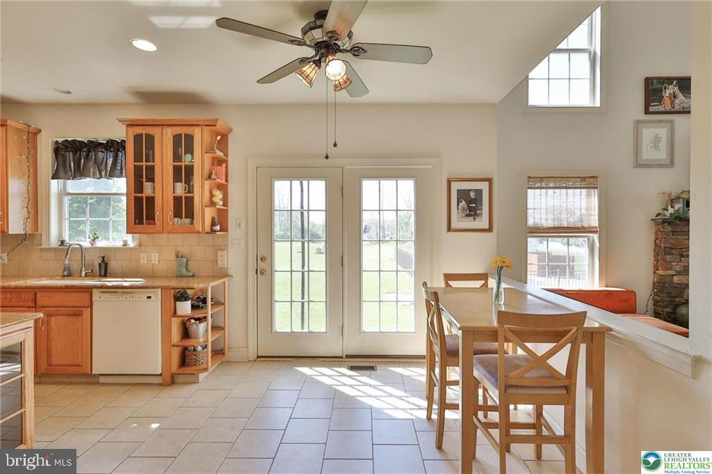 3595 Woodbyne Rd Property Photo 10