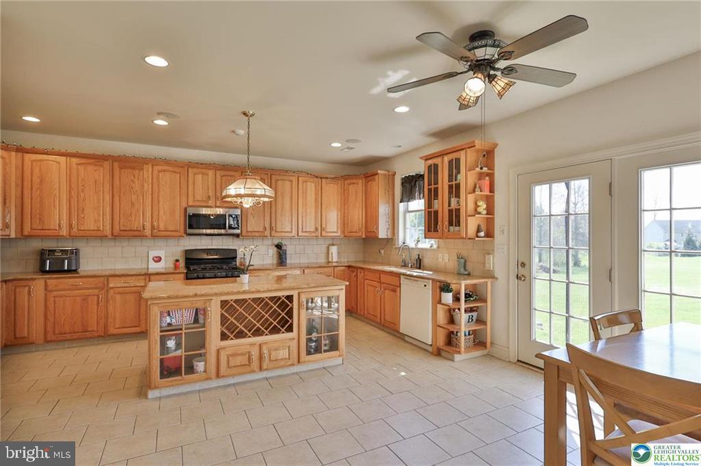 3595 Woodbyne Rd Property Photo 11