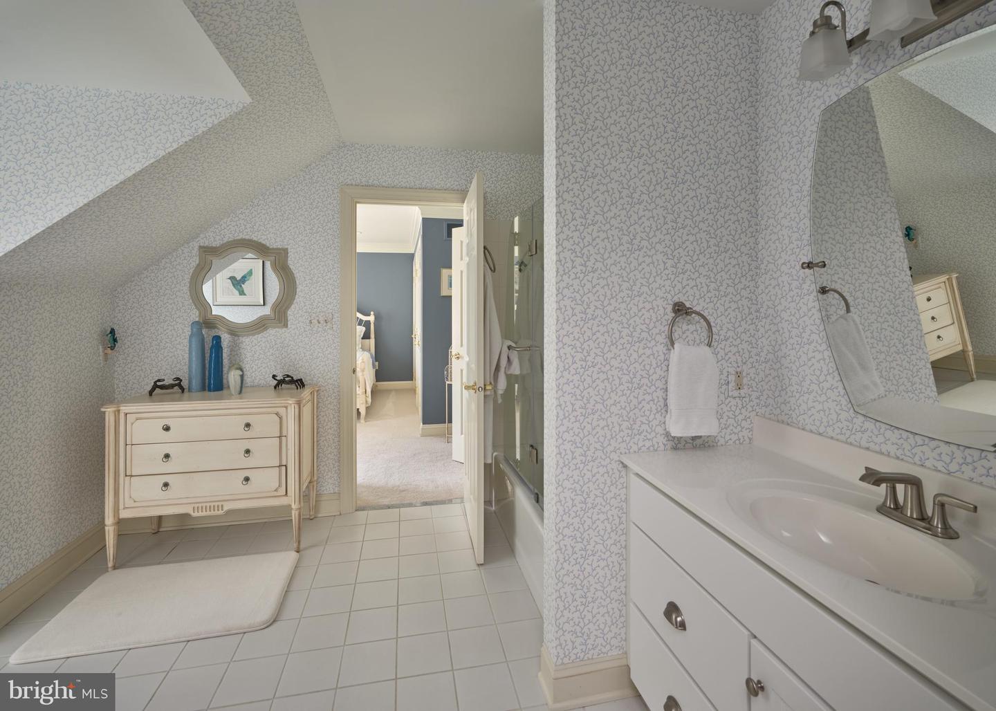 8 Eastburn Drive Property Photo 18