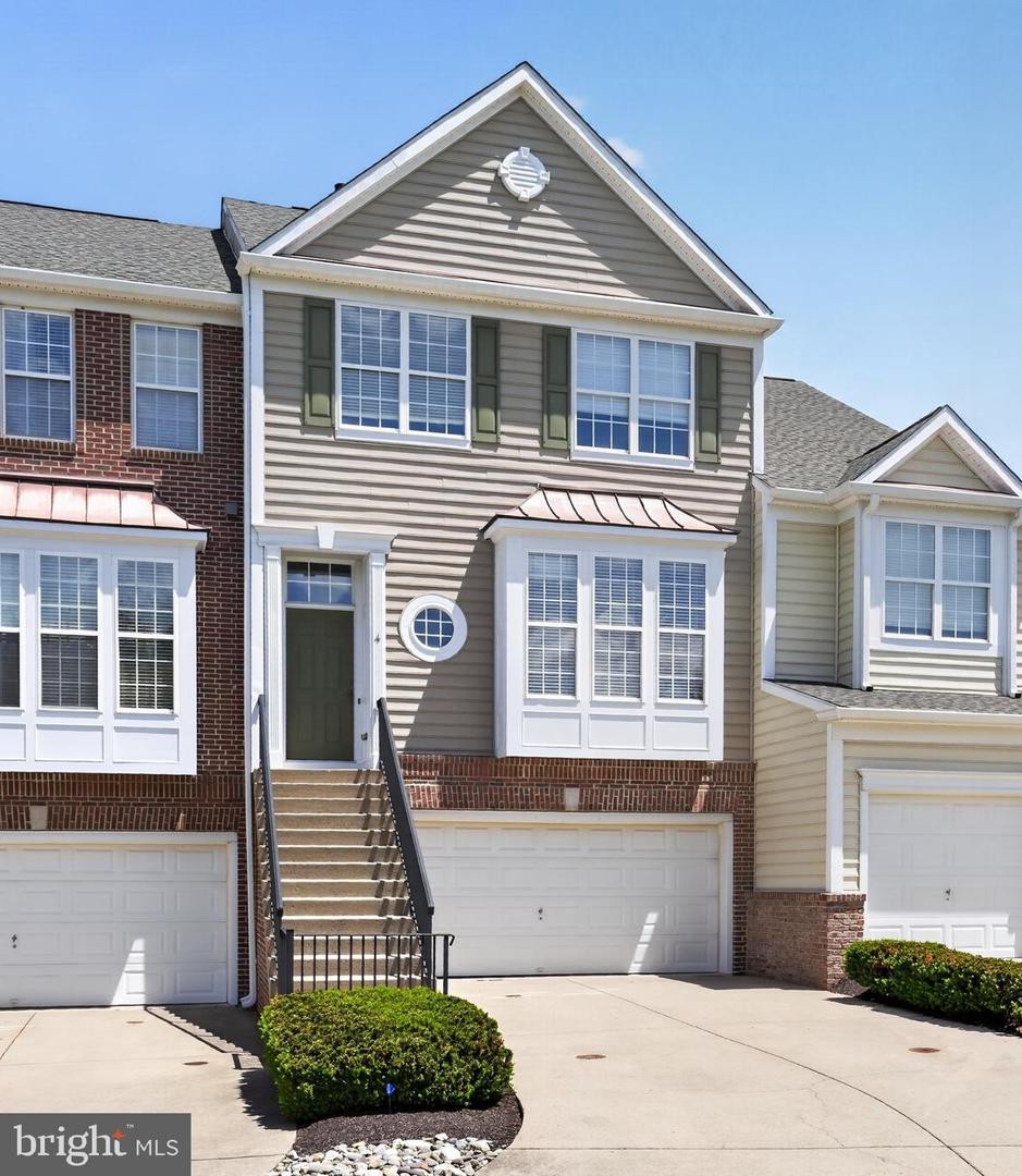 4 Addison Ct Property Photo 1