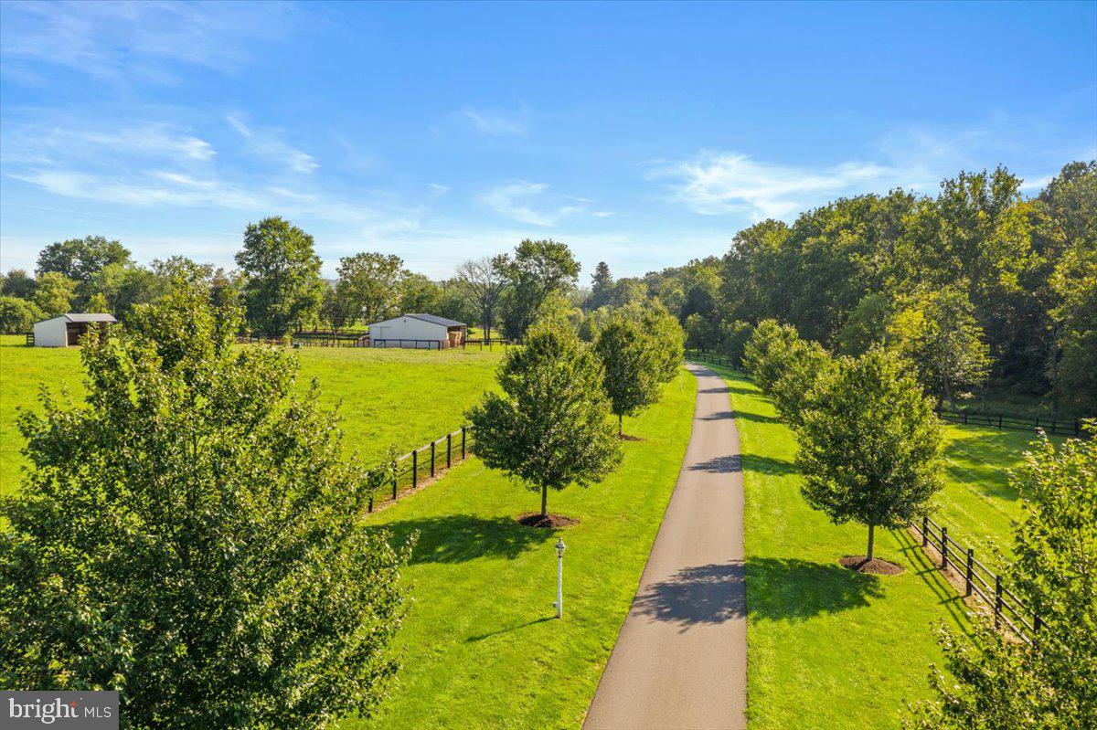 1315 Pineville Rd #main House Property Photo 2