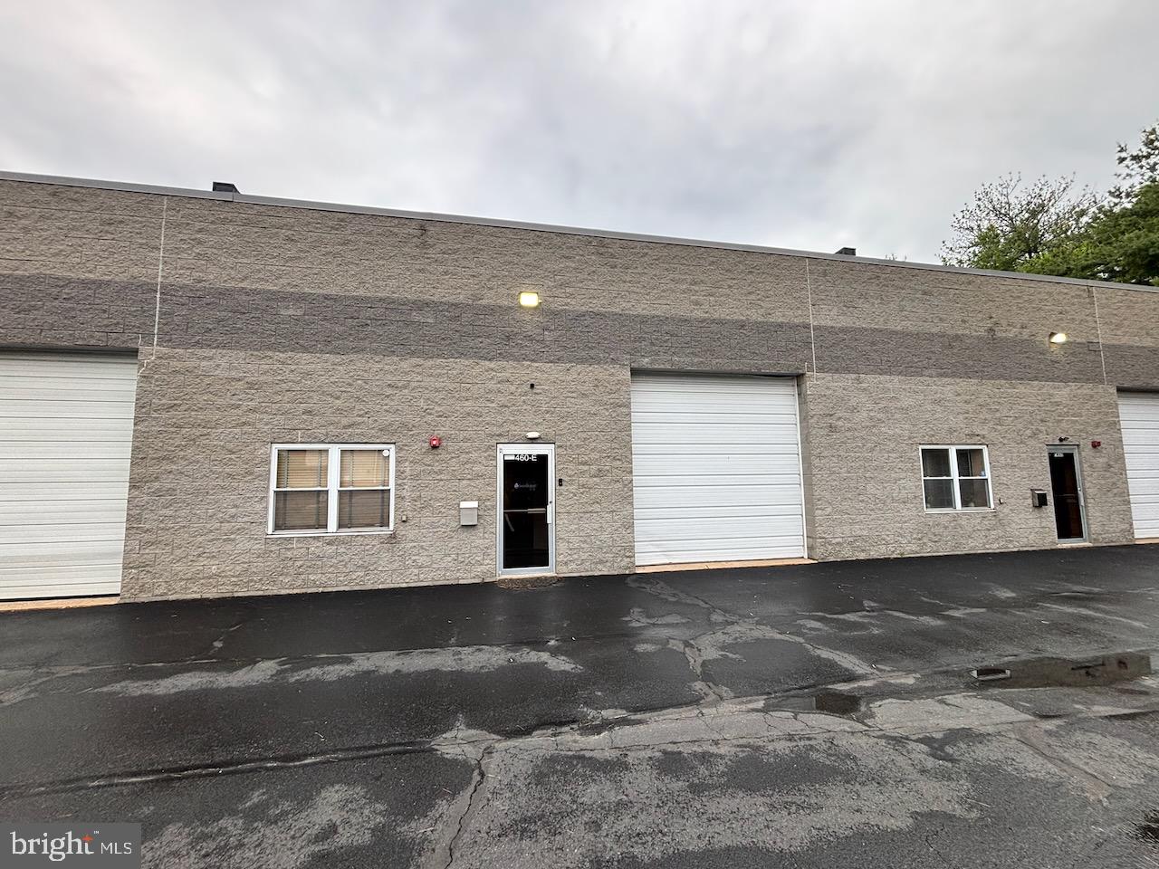 460-e Veit Rd Property Photo 1