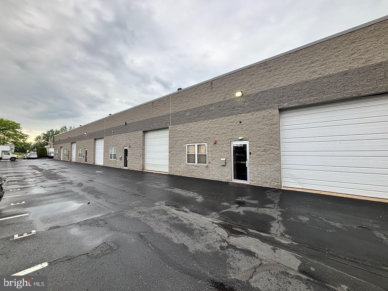 460-e Veit Rd Property Photo 2