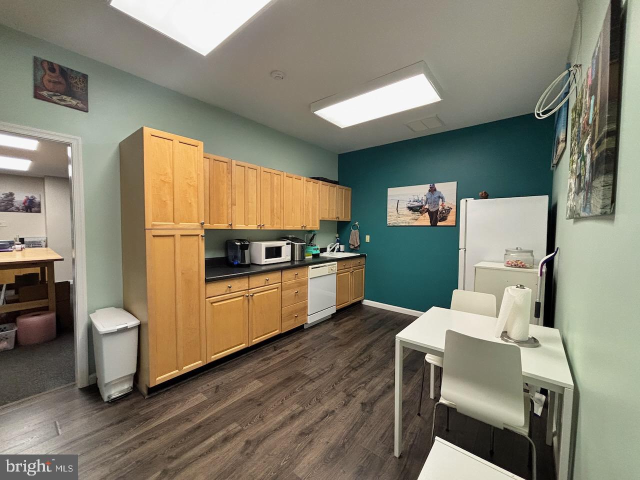 460-e Veit Rd Property Photo 15