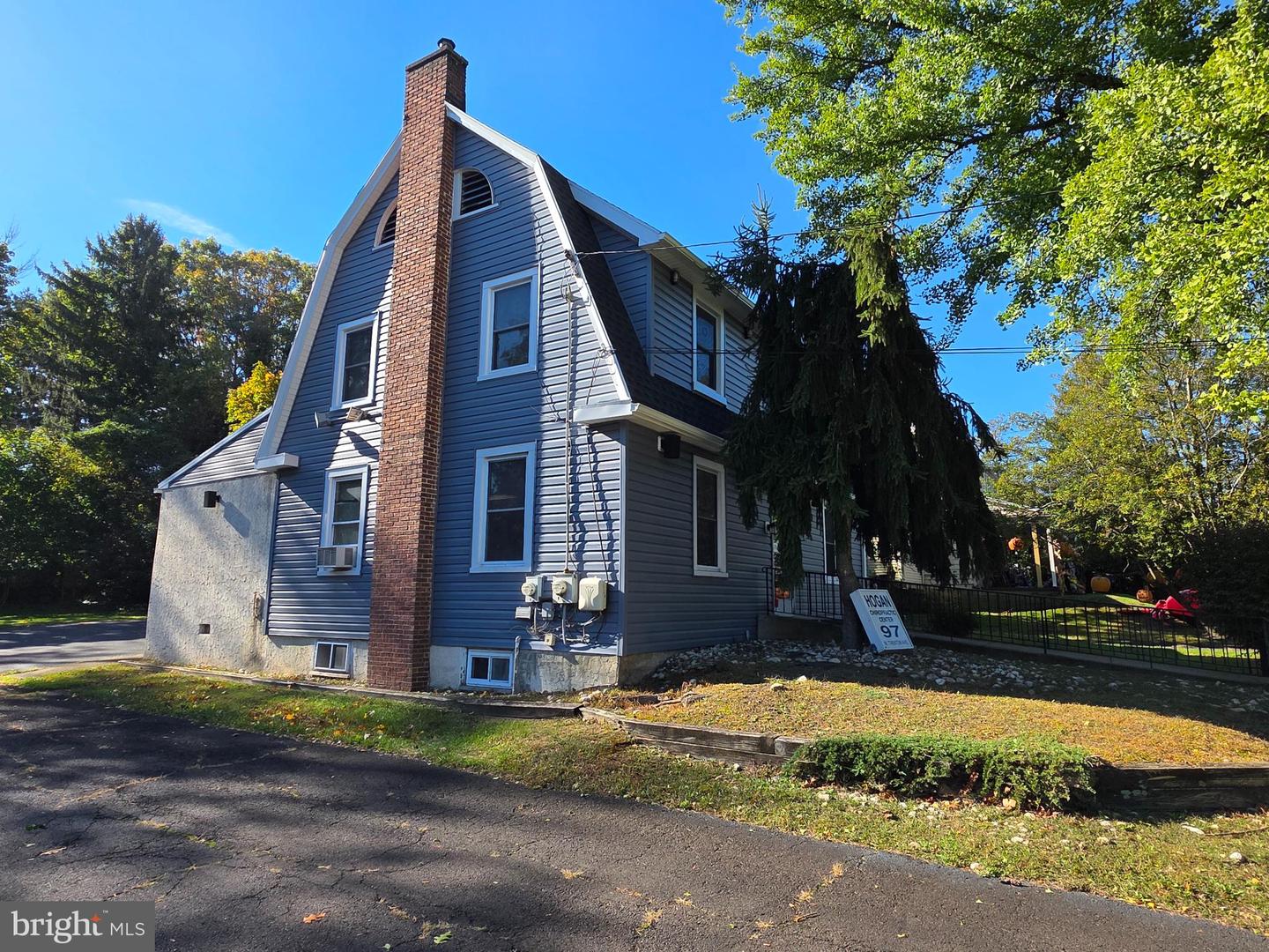 97 W Trenton Ave Property Photo 6