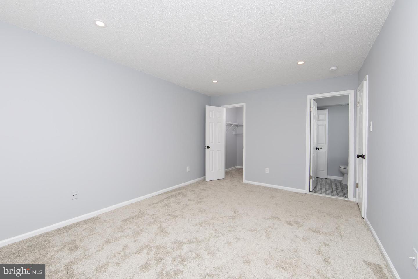 1408 Clark Ct Property Photo 28
