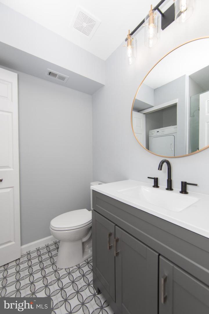 1408 Clark Ct Property Photo 30