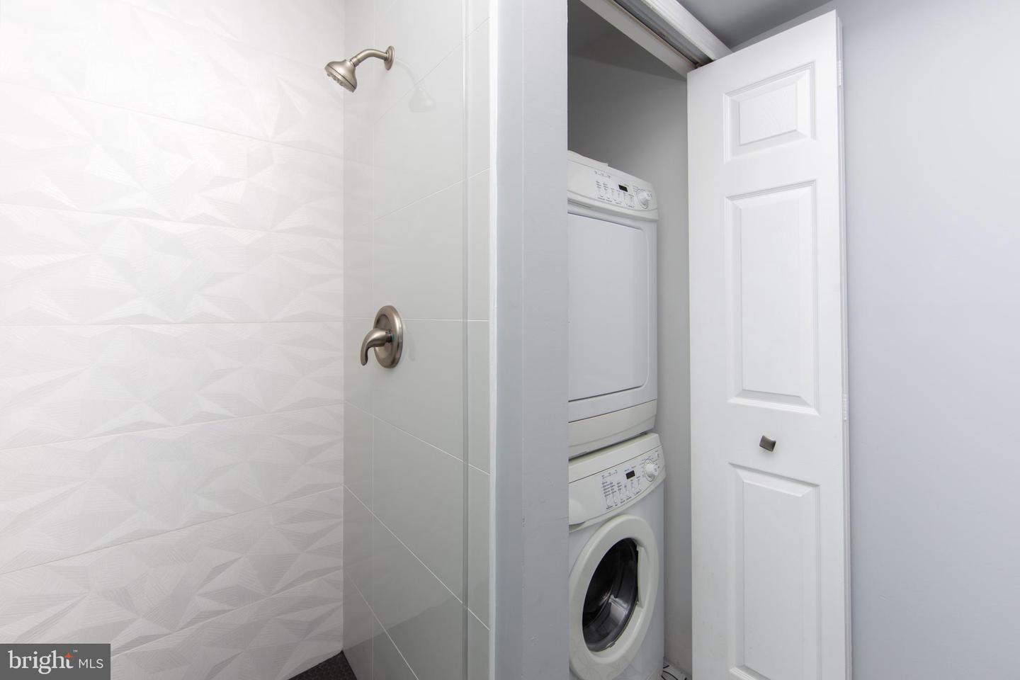 1408 Clark Ct Property Photo 33
