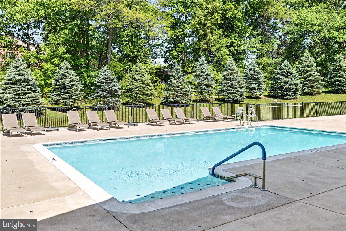 2103 Meridian Blvd #2103 Property Photo 40