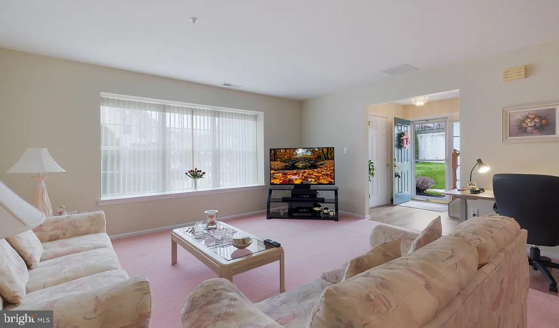 1508 Carol Ct Property Photo 5