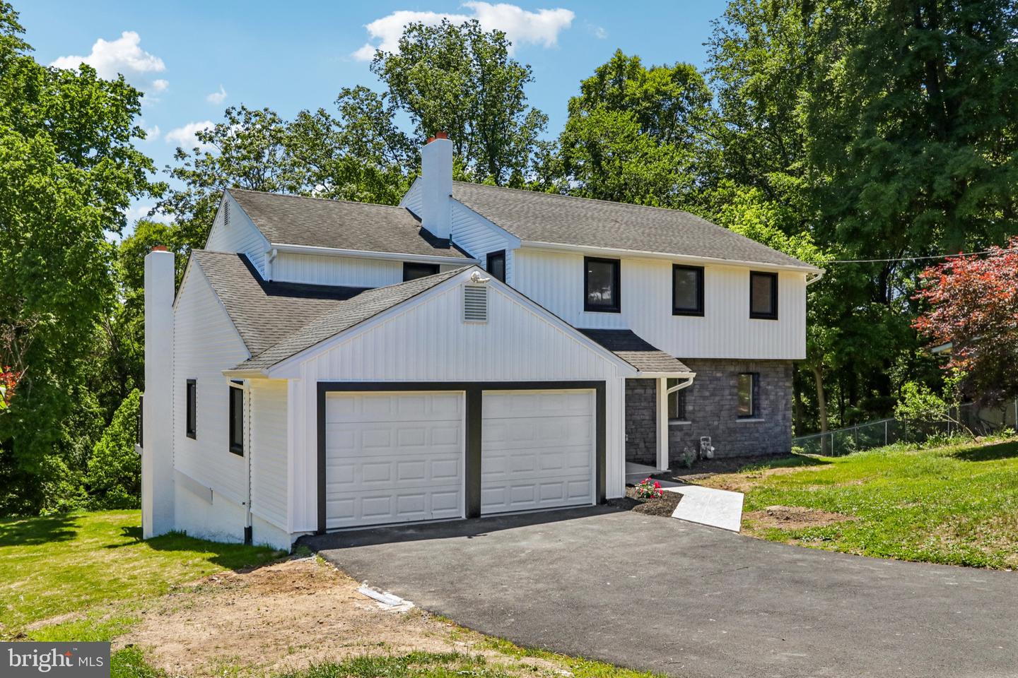 444 Rocksville Rd Property Photo 1