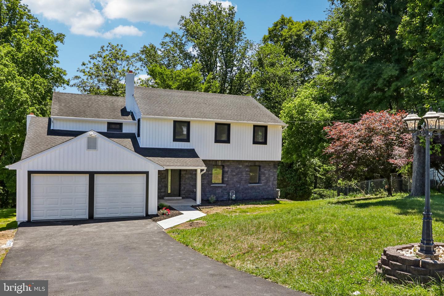 444 Rocksville Rd Property Photo 2