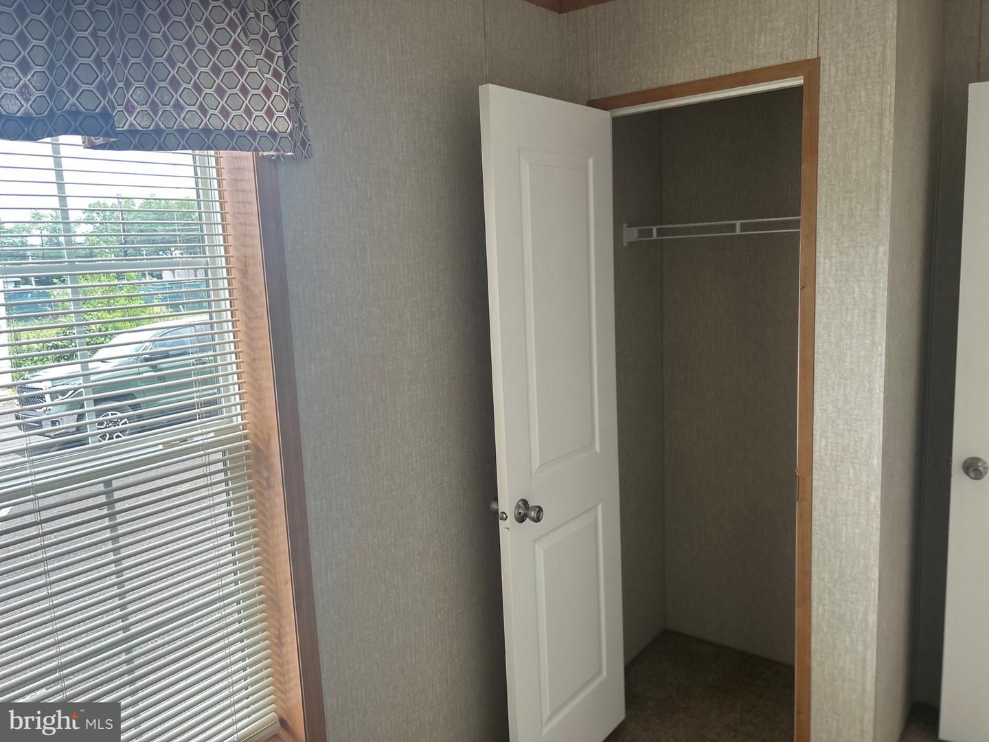 134 Lincoln Hwy #11 Property Photo 7