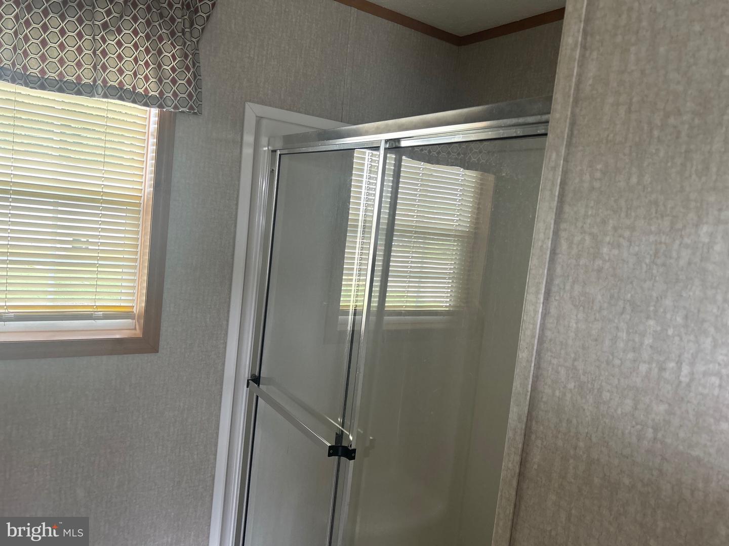 134 Lincoln Hwy #11 Property Photo 10