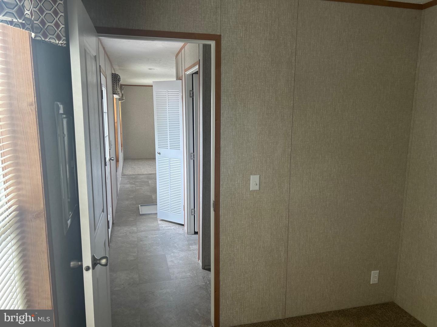 134 Lincoln Hwy #11 Property Photo 12