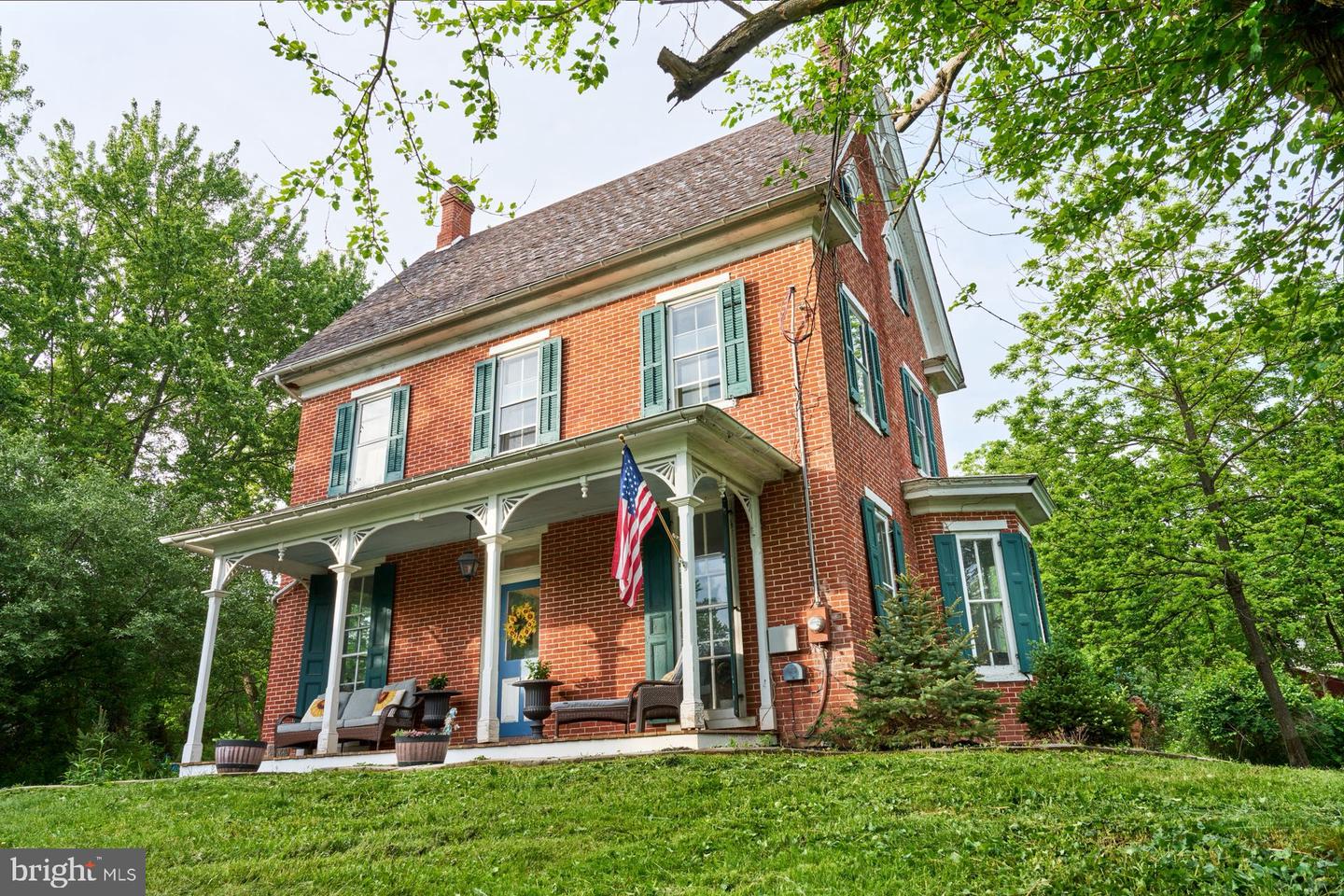 264 DURHAM RD