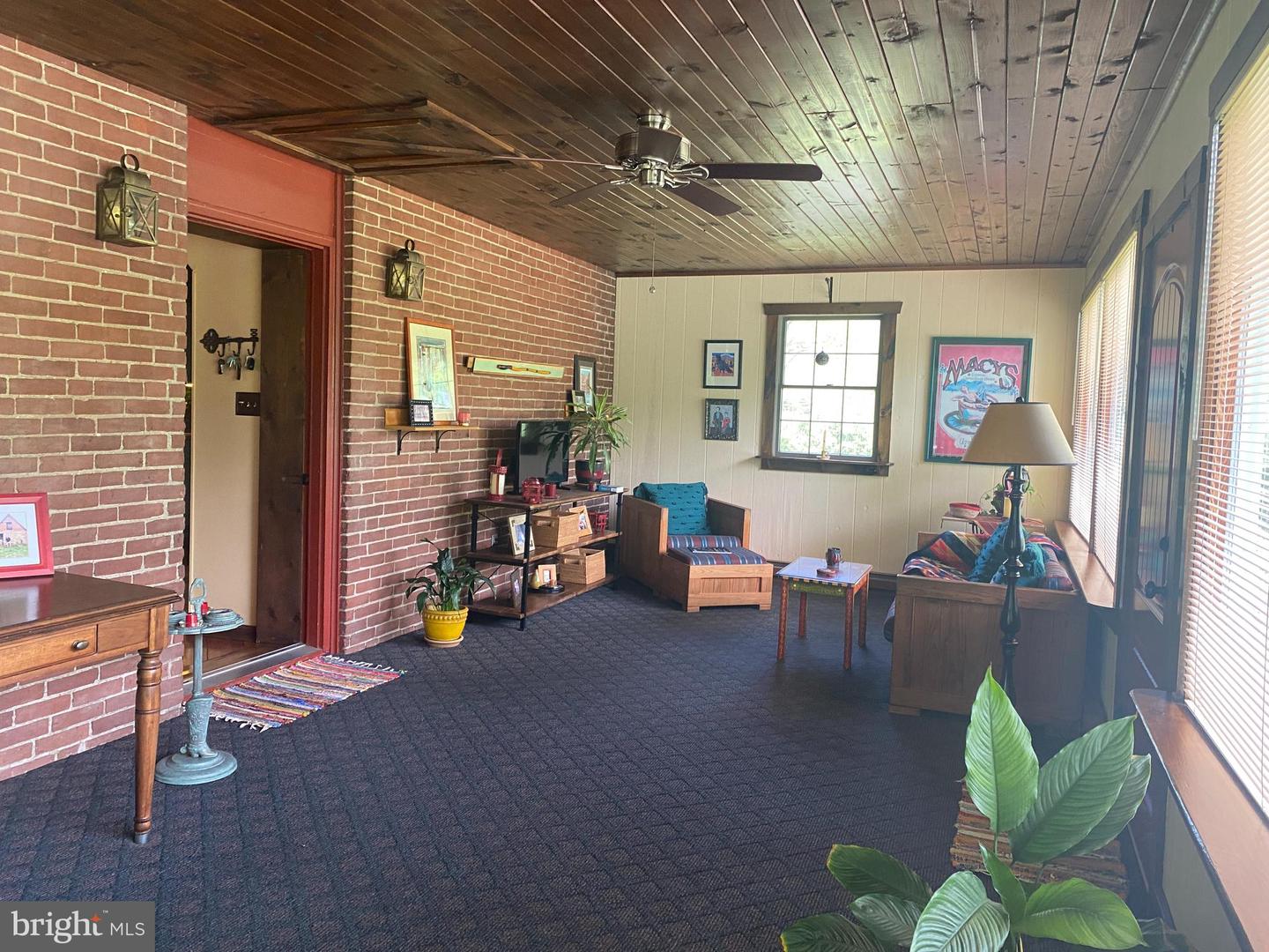601 Orchard Rd Property Photo 4