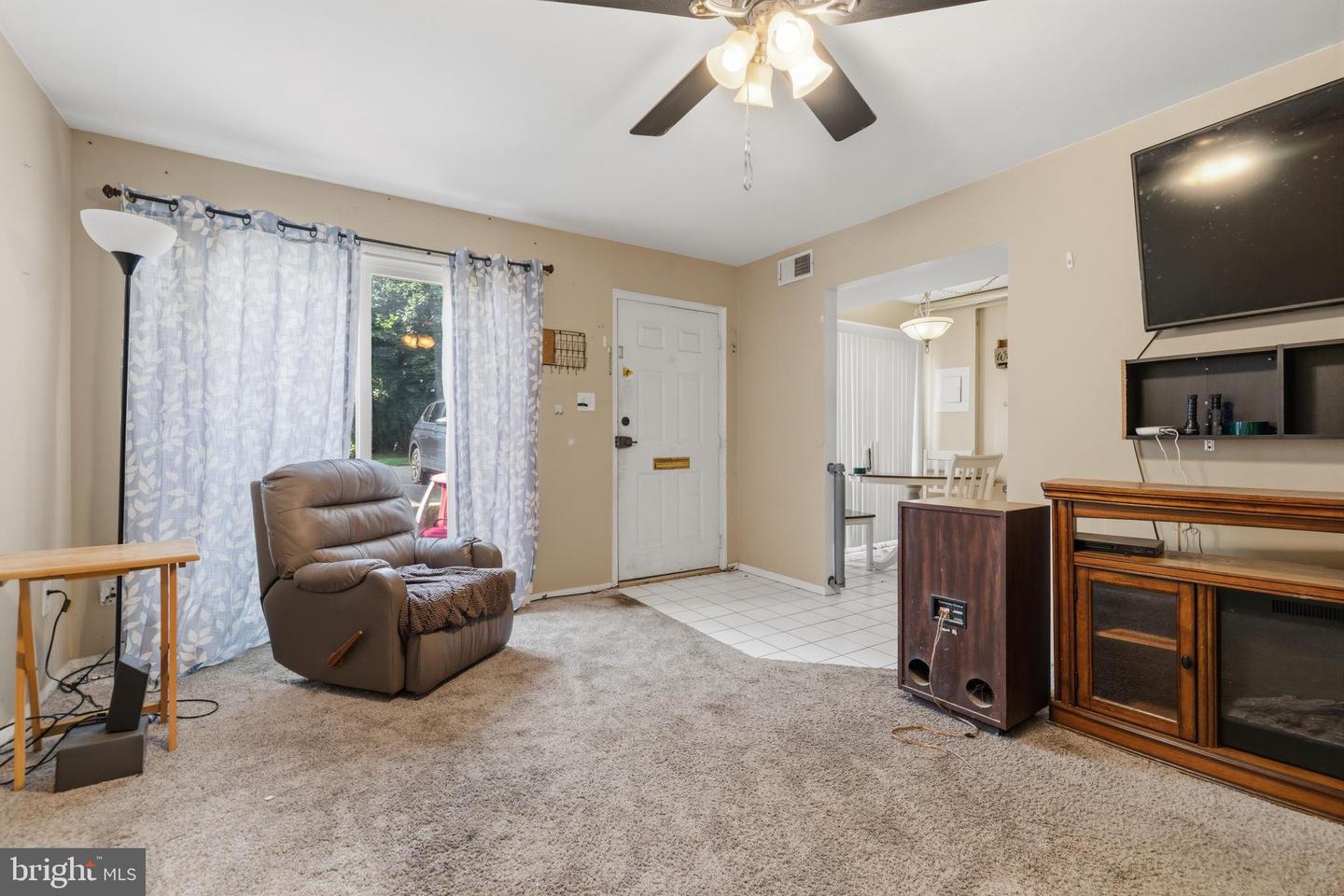 205 Saratoga Ct Property Photo 11