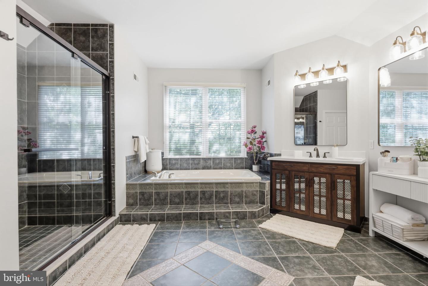 2 Rossiter Cir Property Photo 45