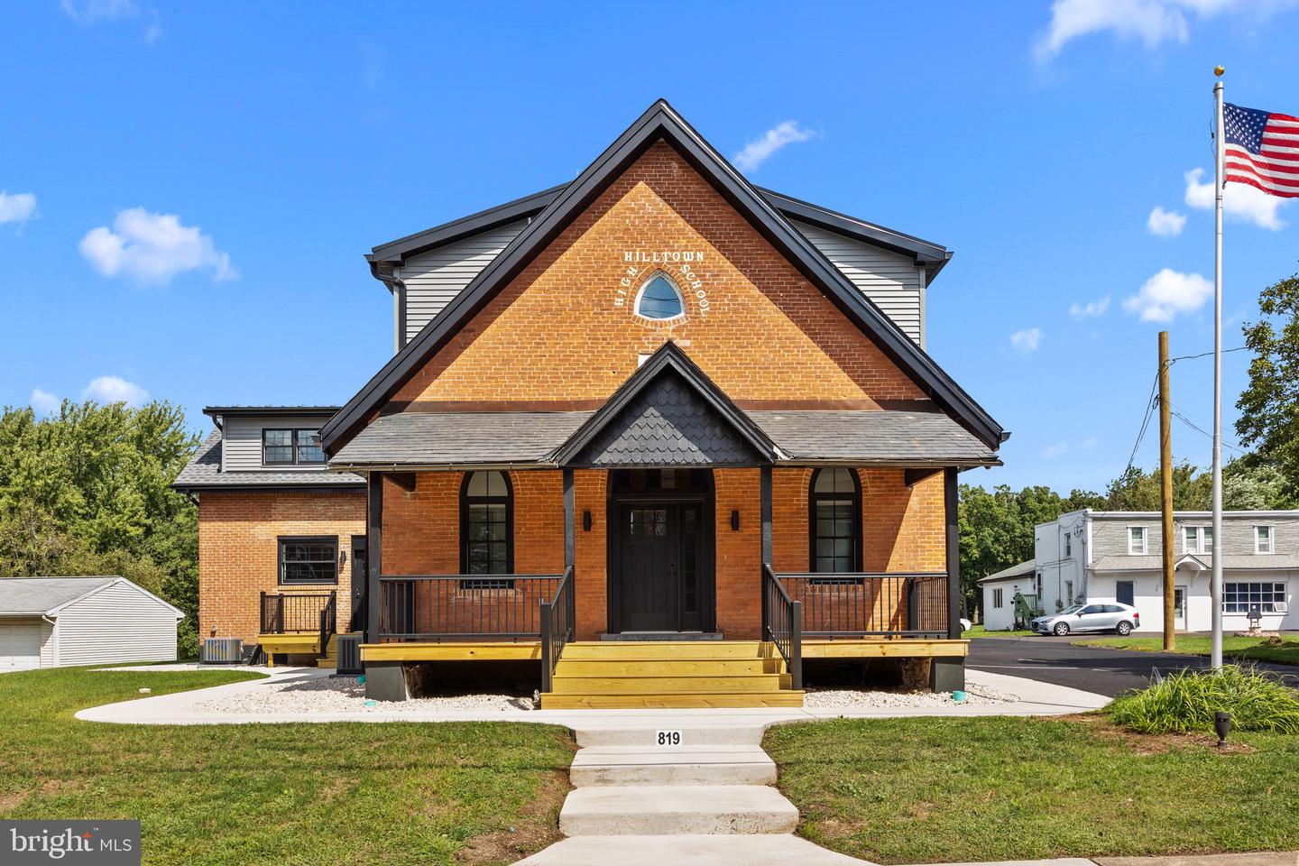 819 Blooming Glen Road #apt 6 Property Photo 2