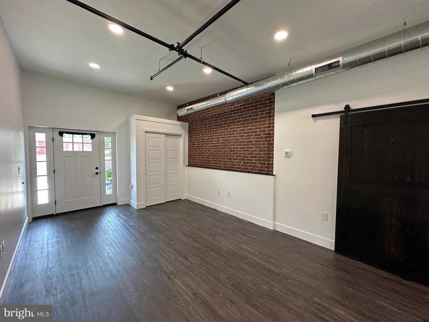 819 Blooming Glen Road #apt 6 Property Photo 5