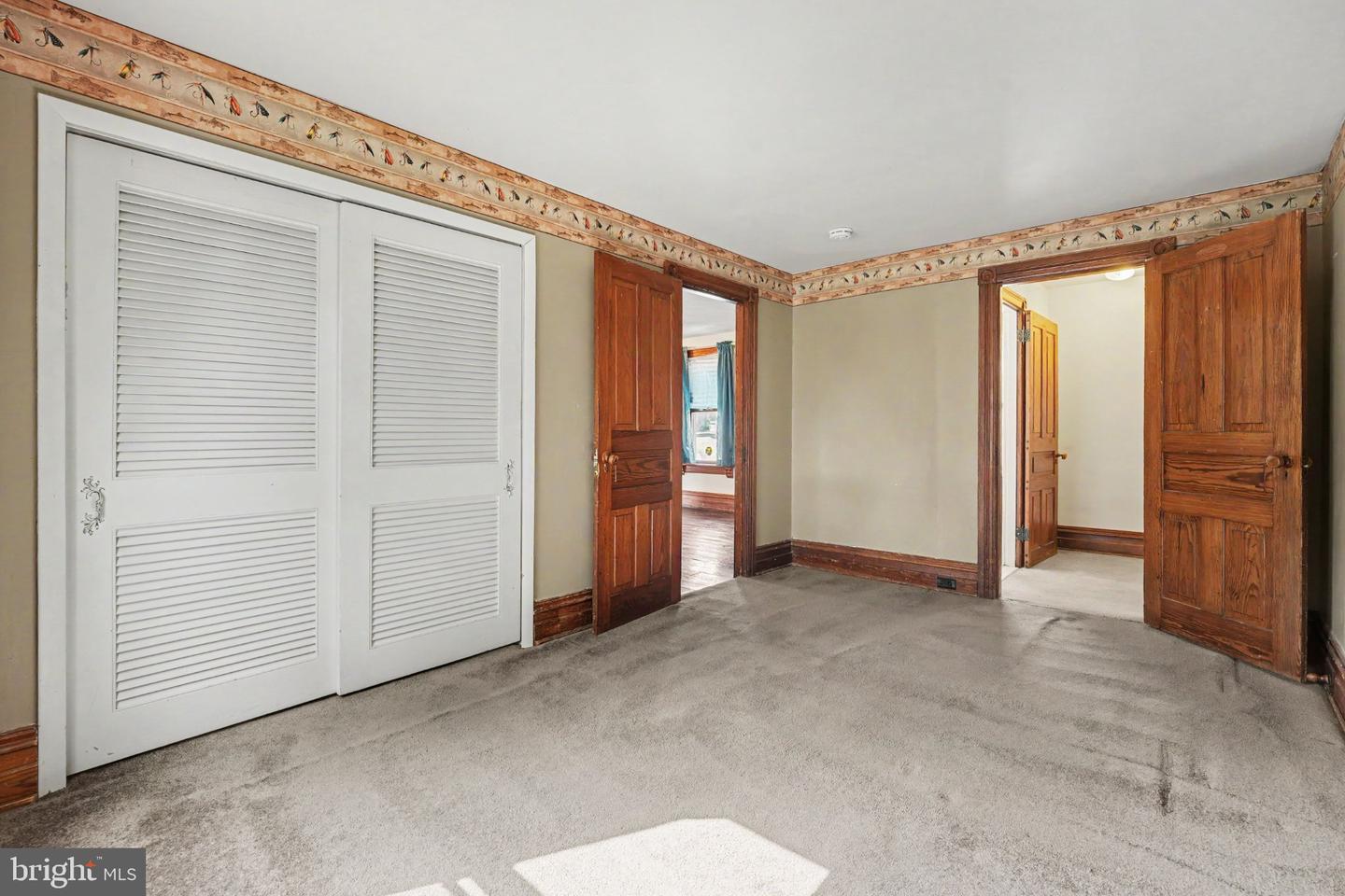 128 S Main St Property Photo 30