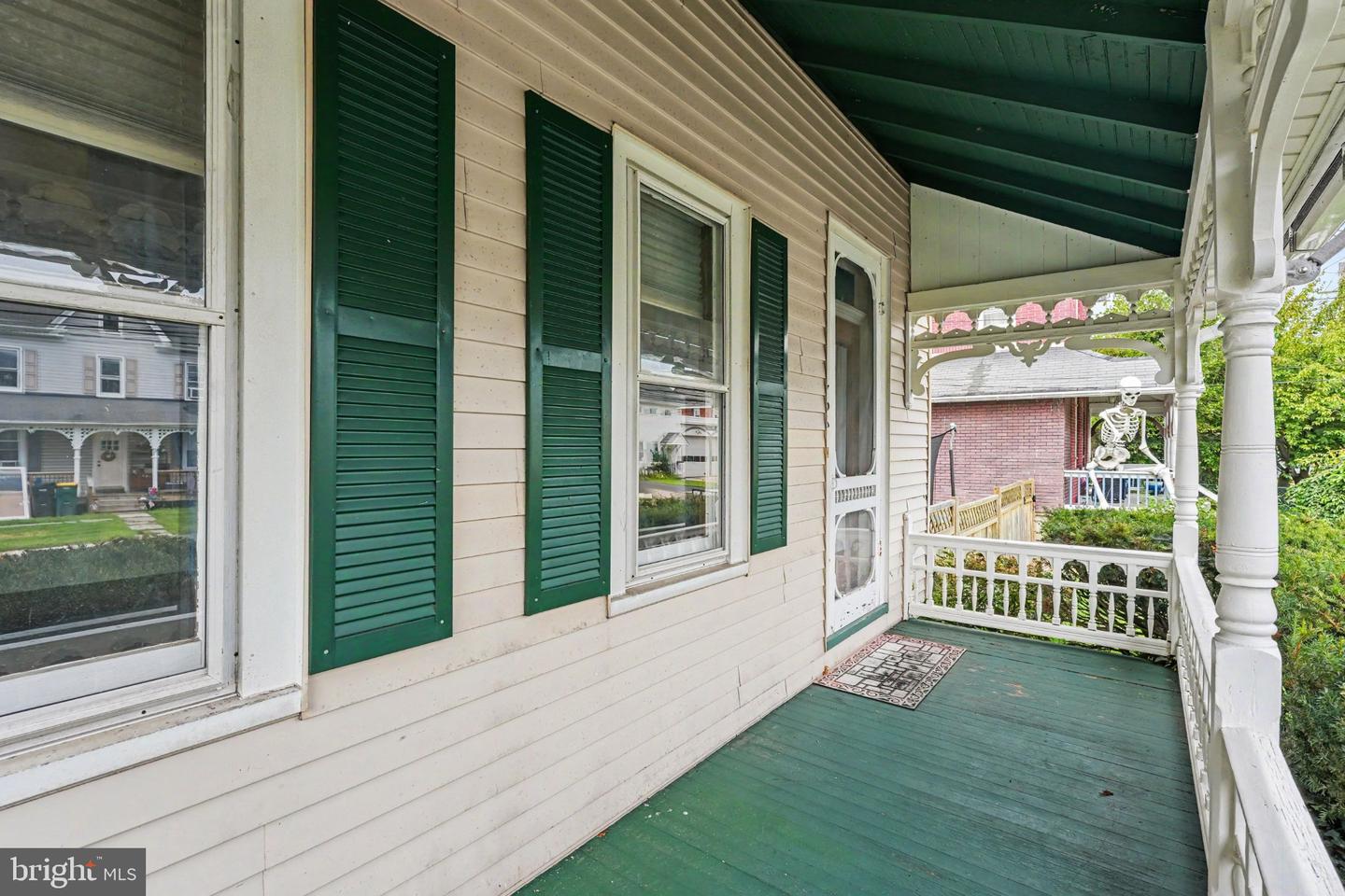 128 S Main St Property Photo 39