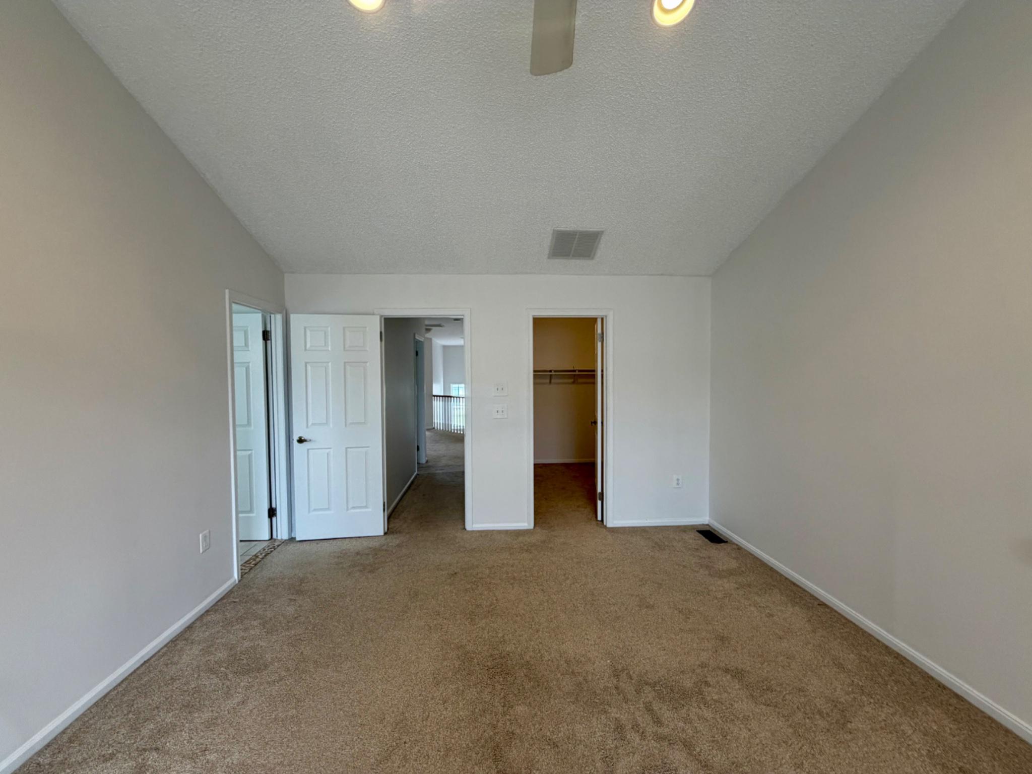 113 Broadleaf Pl Property Photo 18