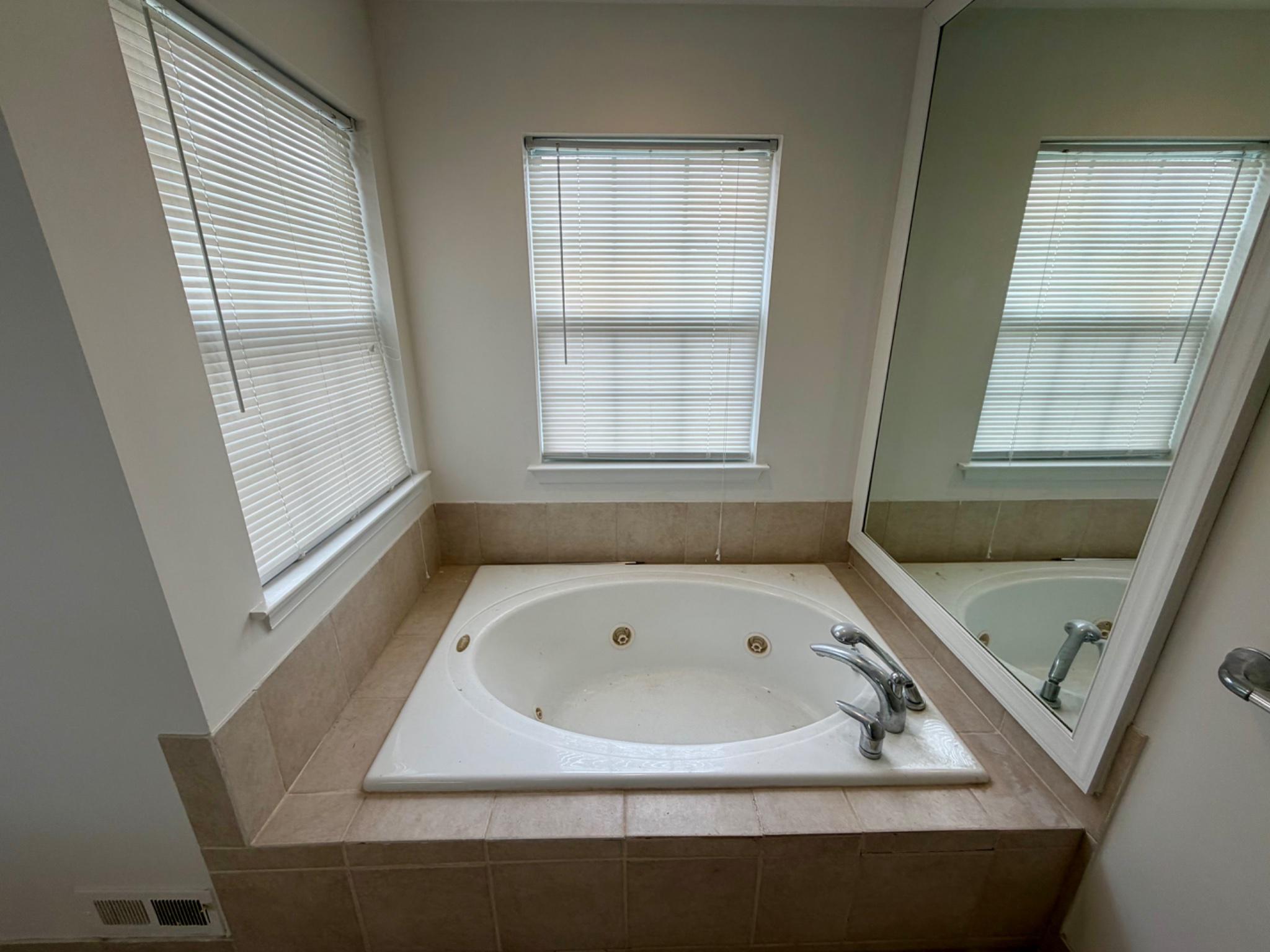 113 Broadleaf Pl Property Photo 19